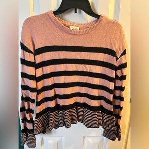 Junior Ella moss pink tops with ruffle trim size M